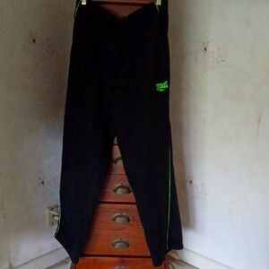 Everlast Black Pants with Green Accents; Athletic Wear Sz. Lg